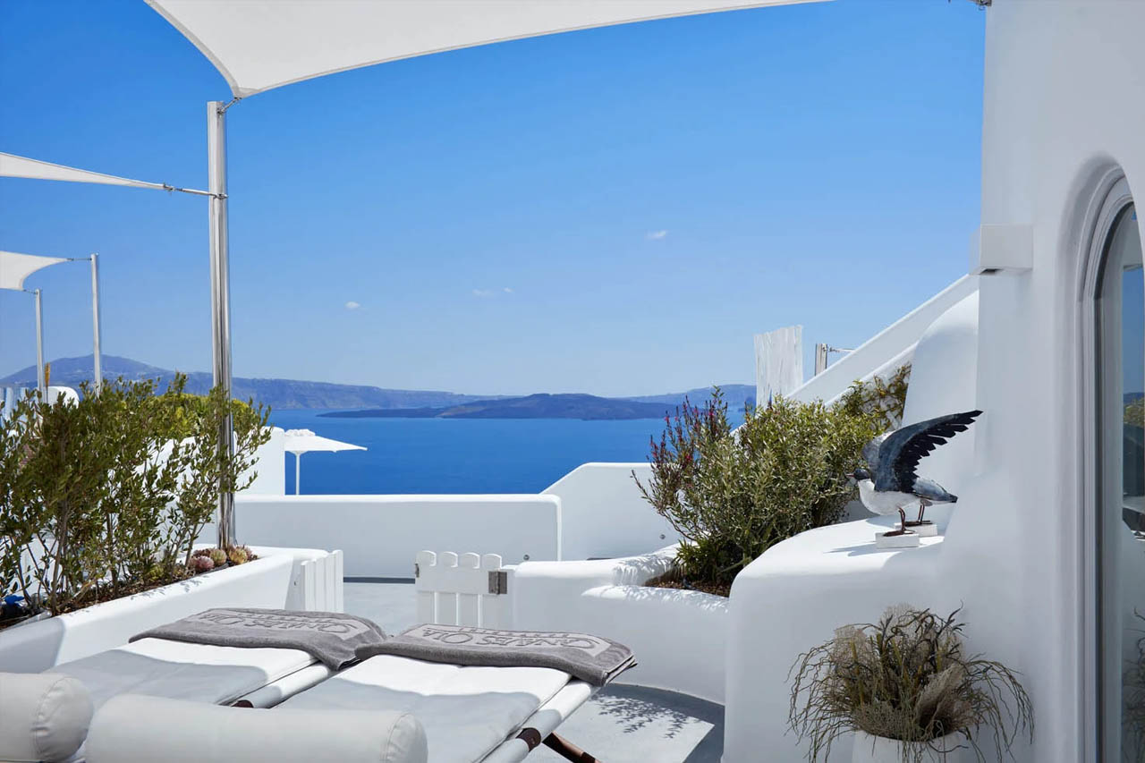 CANAVES OIA SUNDAY SUITES hotel in santorini